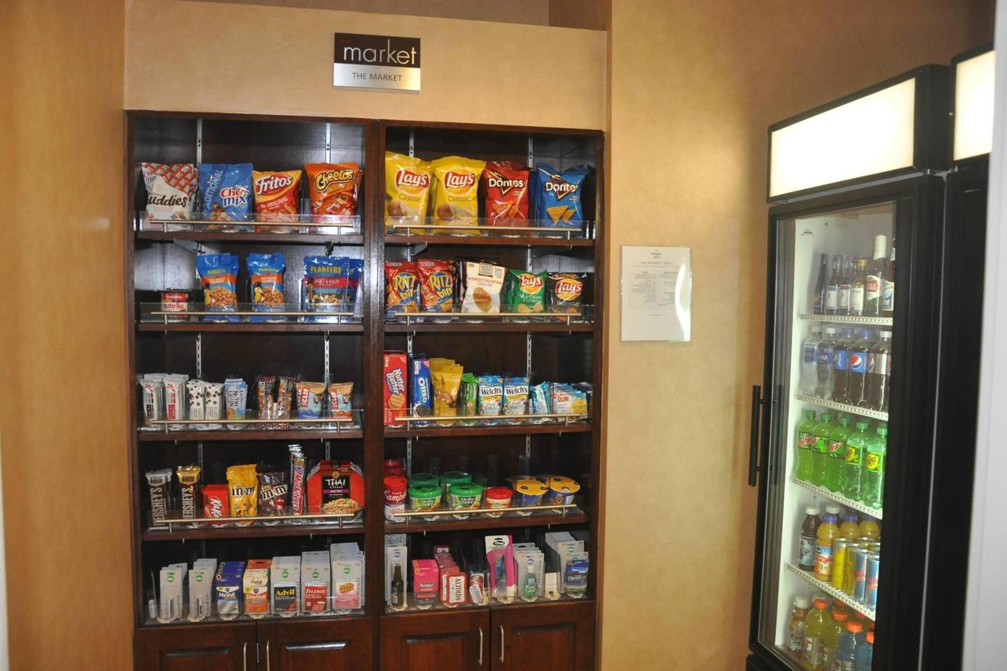 Residence Inn By Marriott Wichita East At Plazzio Extérieur photo